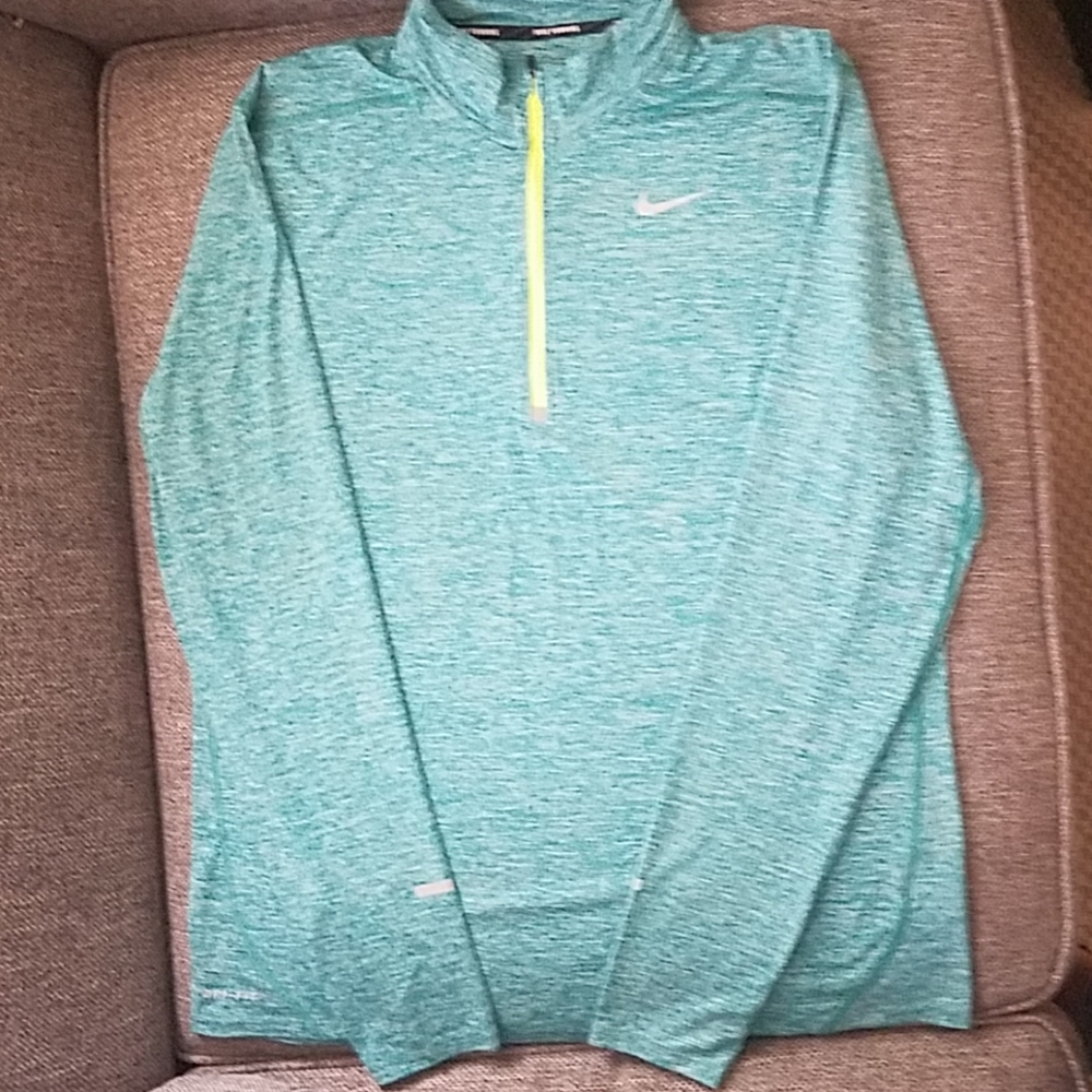 Nike pullover for running